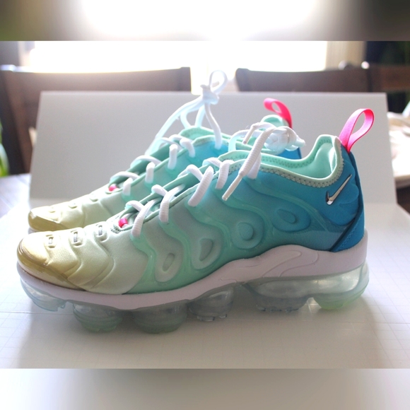 Nike Shoes - ✨🆕✨ NIKE AIR VAPORMAX PLUS